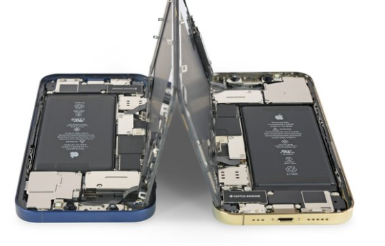 iFixit conferma che iPhone 12 e 12 Pro sono praticamente identici