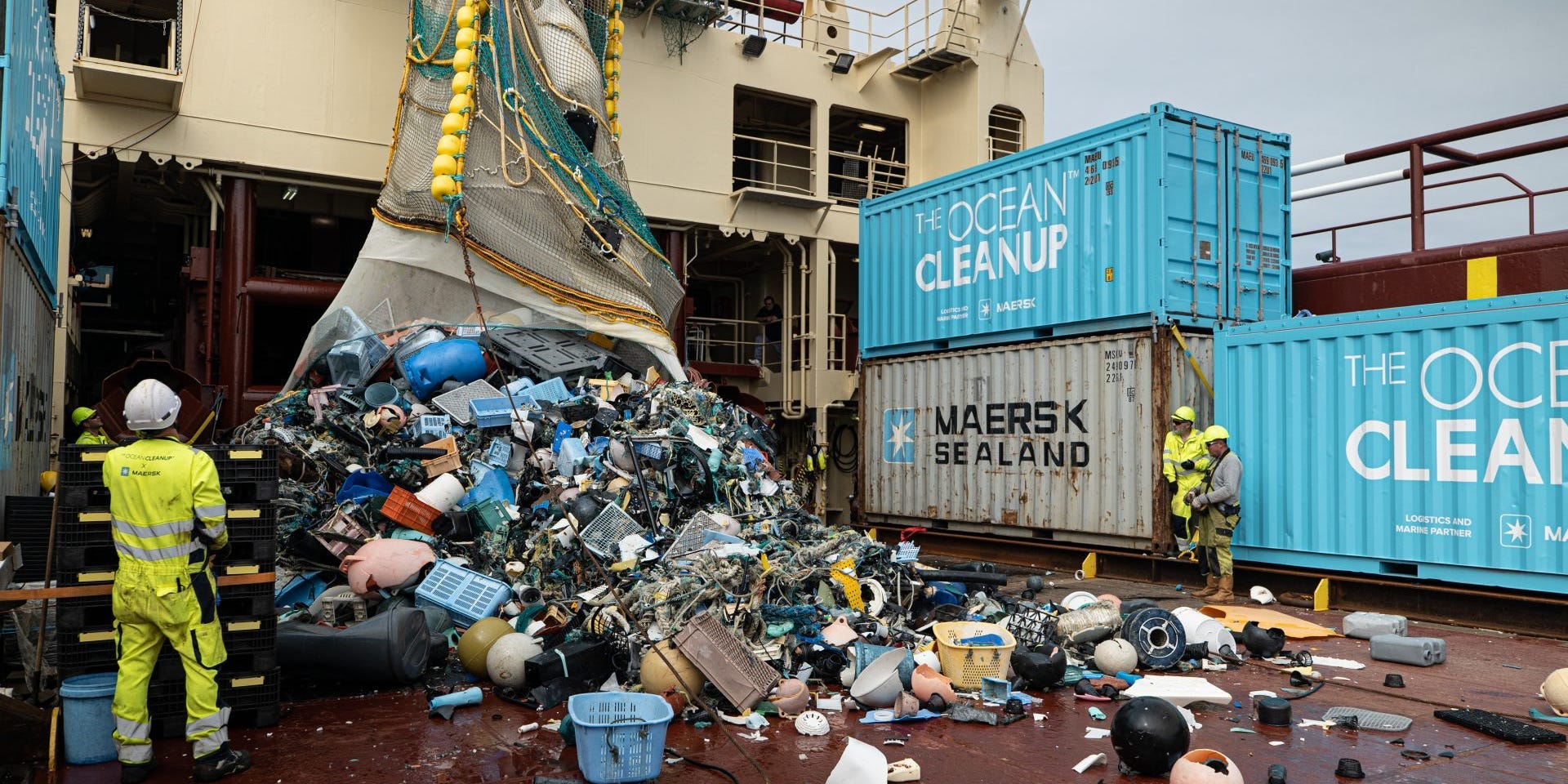 Gli oceani inquinati con 26.000 tonnellate di mascherine: lo studio shock
