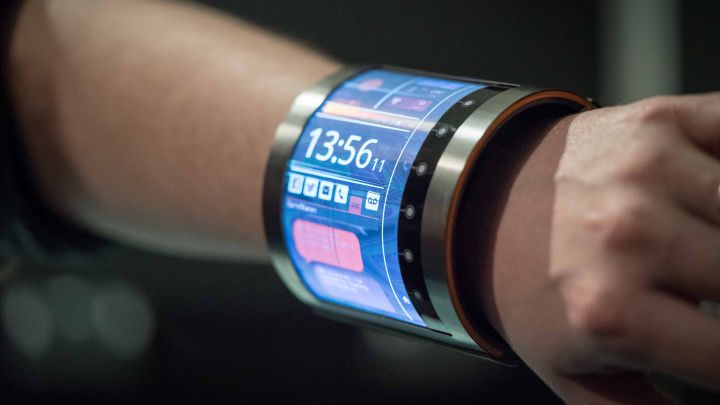 Samsung inventa uno smartwatch con schermo arrotolabile