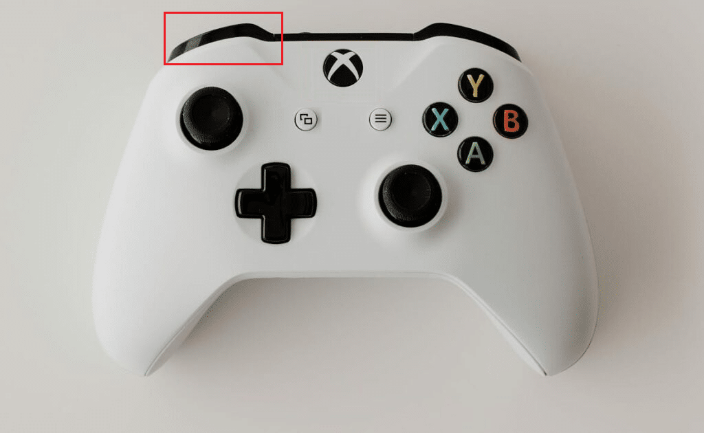 tieni premuto il pulsante del paraurti sinistro per eseguire lo zoom indietro su Xbox One | come ingrandire Minecraft Xbox One