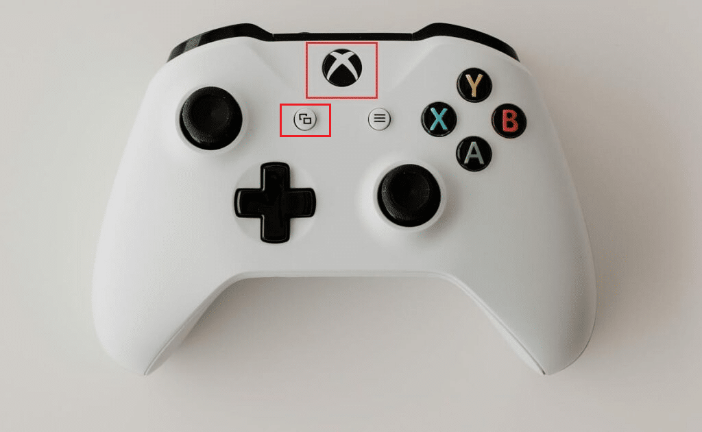 Pulsante Xbox o X: pulsante Visualizza