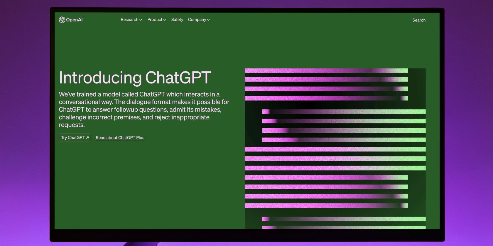 sito chatgpt aperto sul monitor desktop