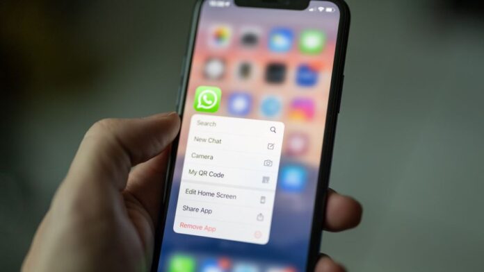 36 teléfonos se quedan sin WhatsApp el 1 de junio. ¿Está el tuyo entre ellos?