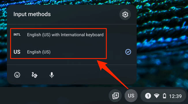 Fai clic sull'icona della lingua per cambiare la lingua della tastiera sul Chromebook
