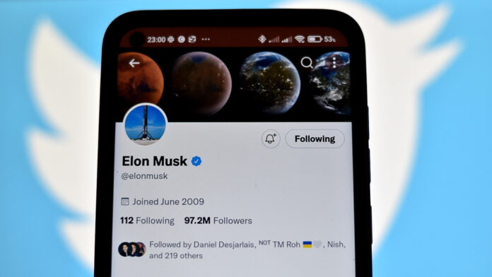 Elon Musk limita gli utenti di Twitter a visualizzare post limitati al giorno
