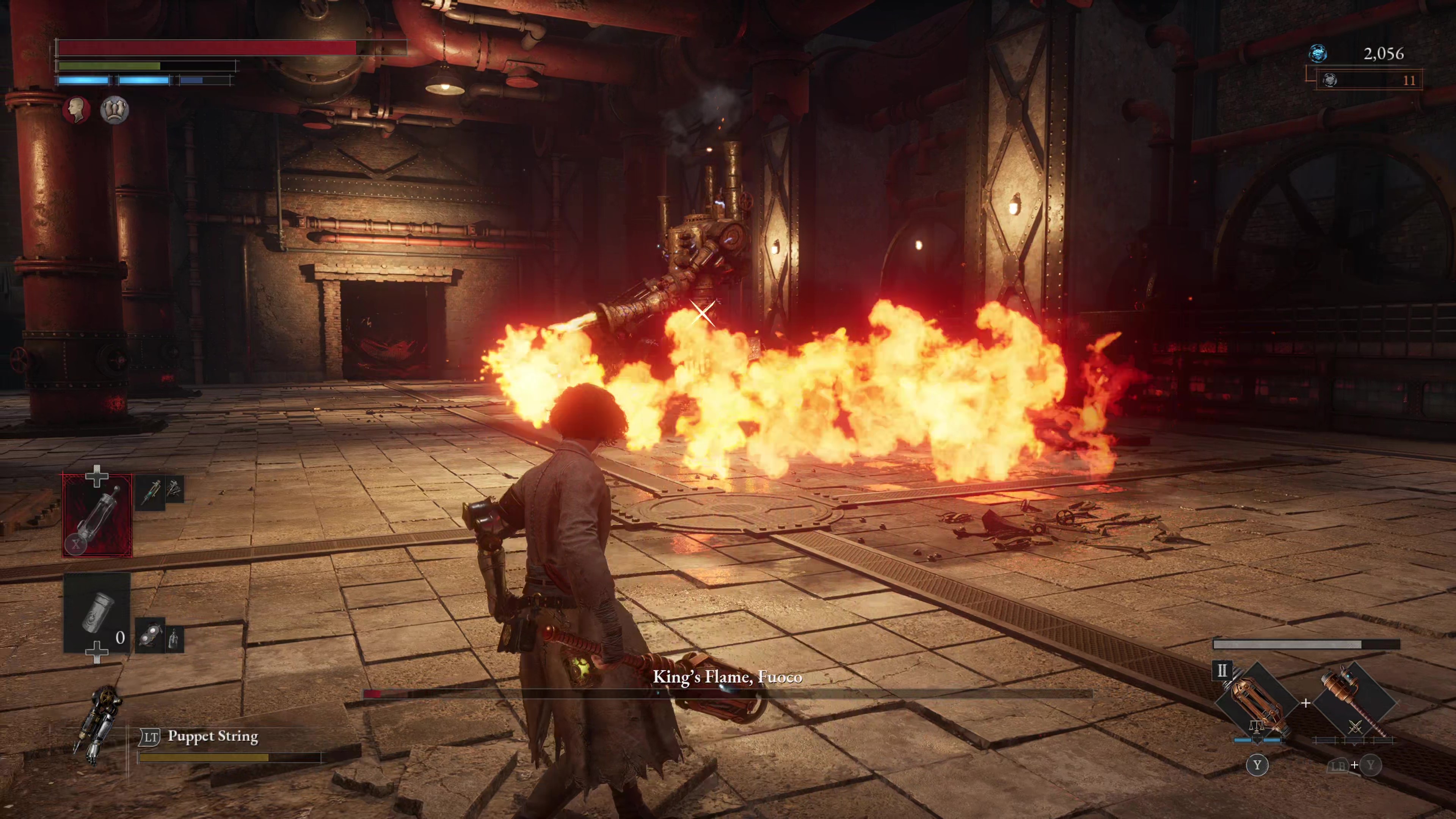 Schermata di gioco di Lies of P di King's Flame, combattimento contro il boss Fuoco