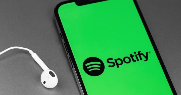 Pagare Spotify direttamente dall'app su iPhone. Dal 7 marzo sarà possibile farlo, ecco come