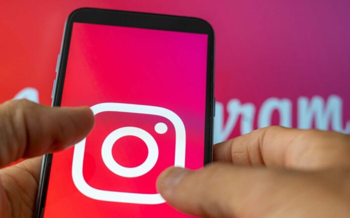 Instagram: testata la nuova funzione IA che imita la voce degli influencer