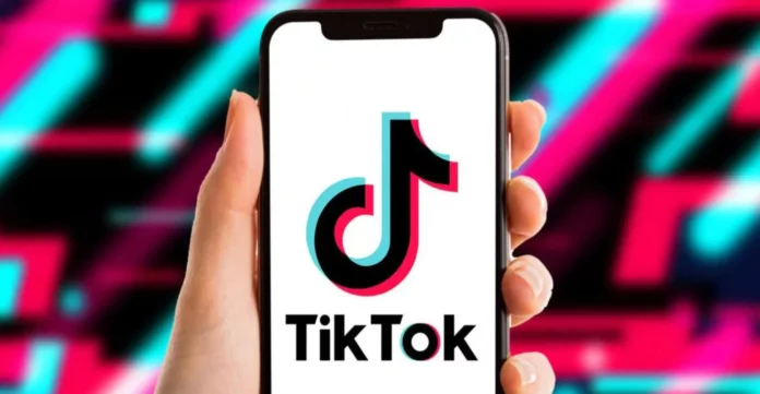 TikTok: il ban negli USA è sempre più vicino, si attende la decisione di Biden